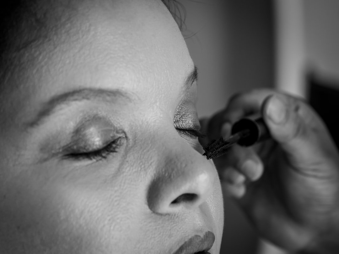 Russian volume eyelash extensions full set